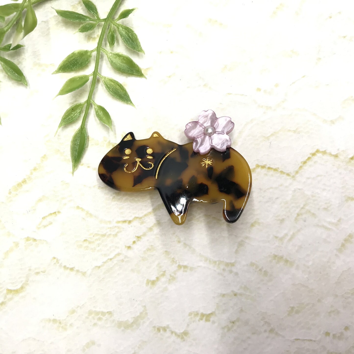 Cat hair pin